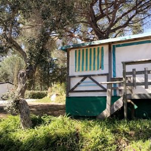 A- Mobil-Home Trigano  (Sans eau courante)